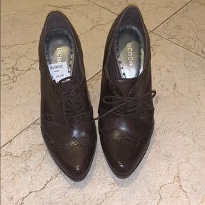 Like new BCBGirls High Heel Lace Shoes